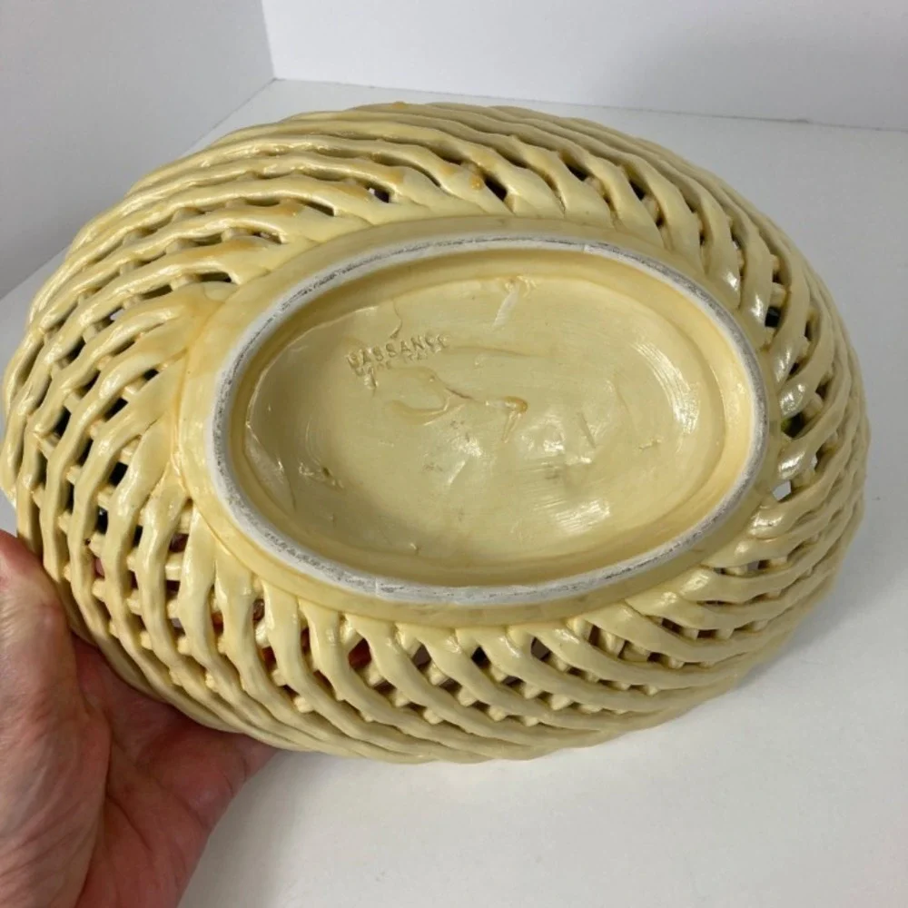 Vintage Italian Bassano Made In Italy Ceramic Basket with Fruit 8‎ x 11